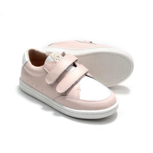 PRETTY BRAVE – XO SNEAKER BLUSH