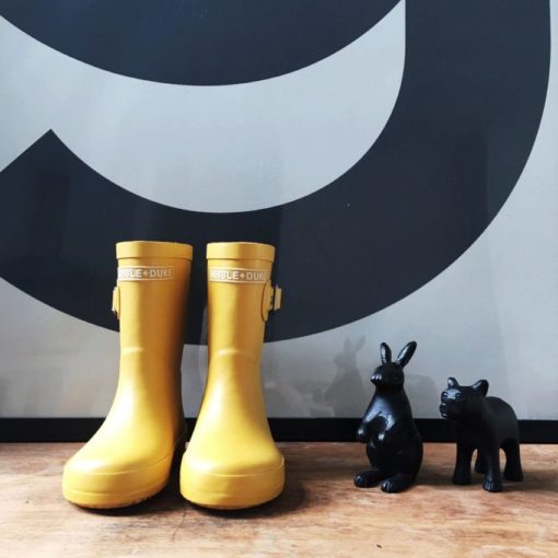 HUBBLE & DUKE – LOGO GUMBOOTS MUSTARD