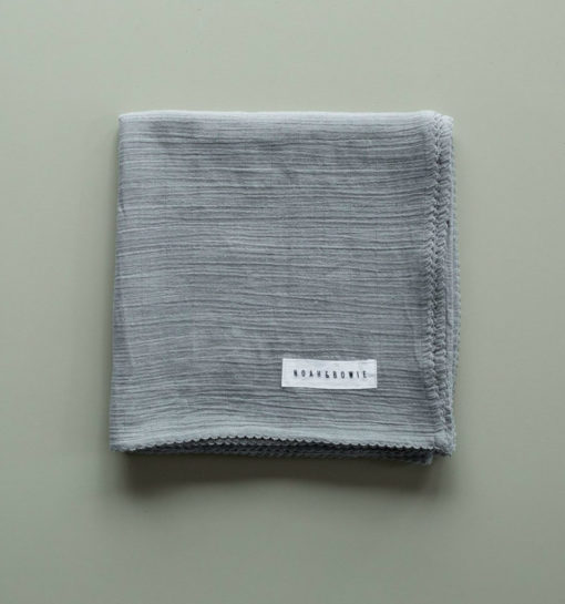 Noah & Bowie – Organic Muslin Wrap – Smoke