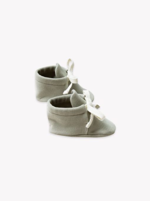 QUINCY MAE – Baby Booties Sage